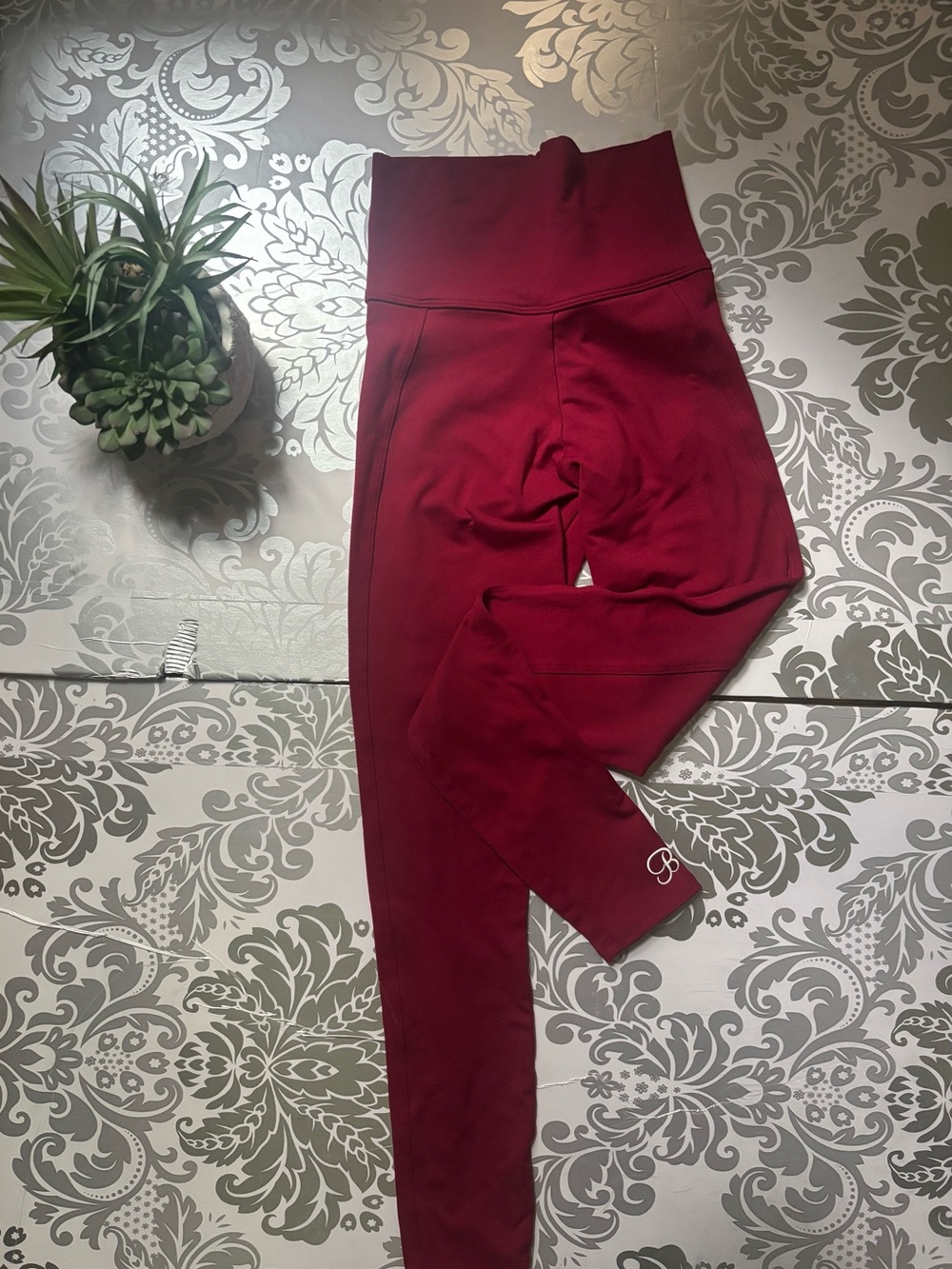 Bombshell butt sculpting leggings